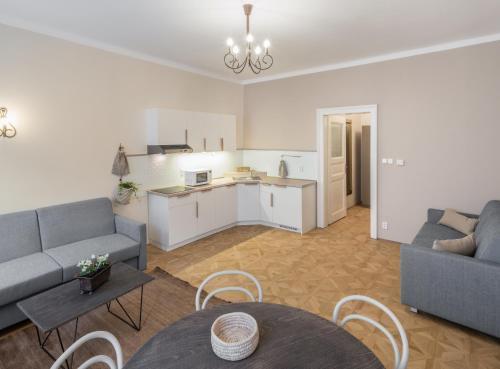 Apartament 6 Continents By Adrez *